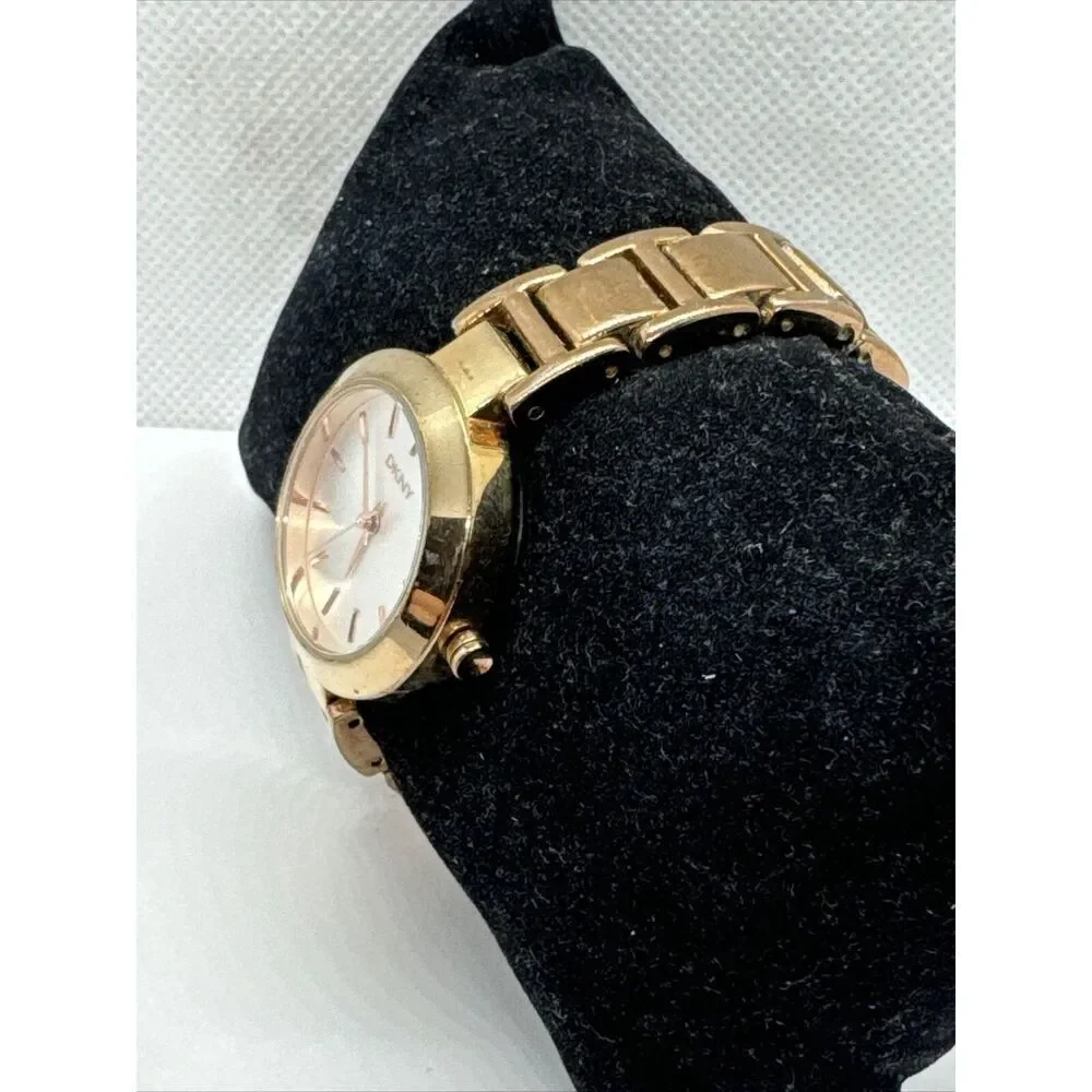 DKNY NY8833 Women's Rose Gold Stainless Steel Analog Dial Quartz Watch JNA513